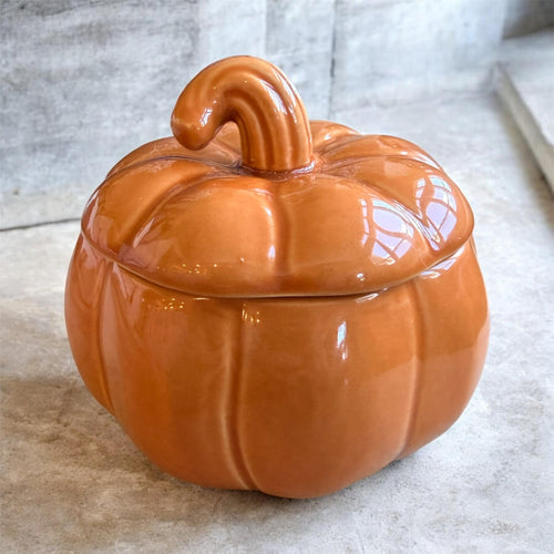 7oz Ceramic pumpkin candle